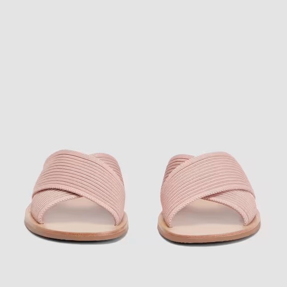 Everlane The Day Crossover Sandal - Picture 5 of 6
